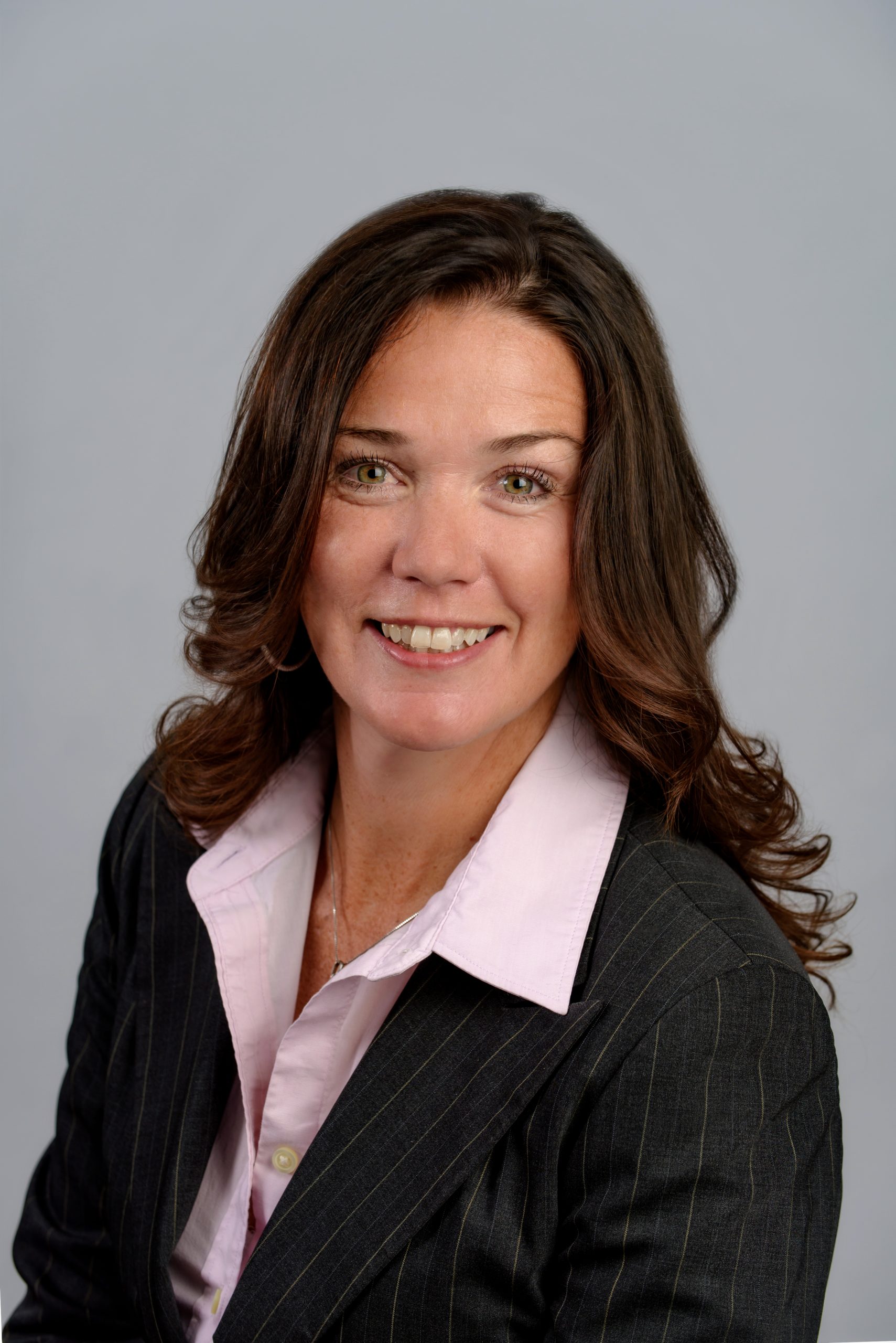 Photo de Christine Holmes, directrice générale et fondatrice de LawyersInHouse.com.