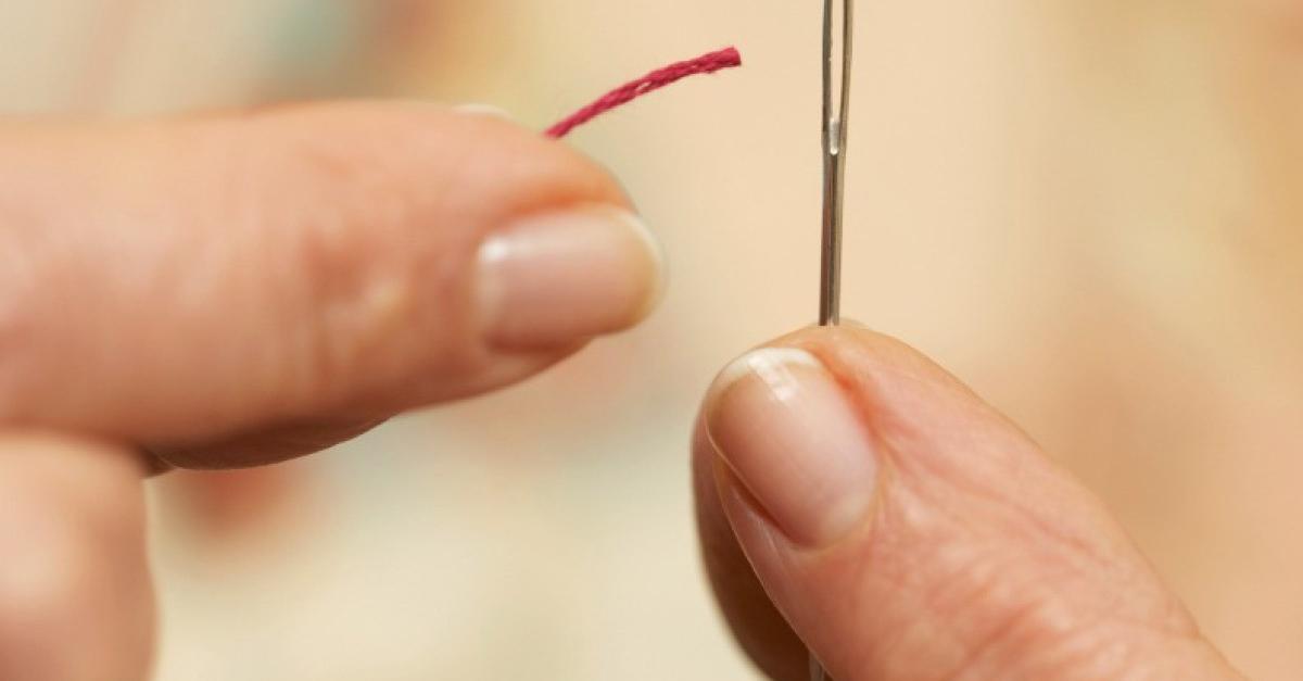 3 Ways to Thread a Needle