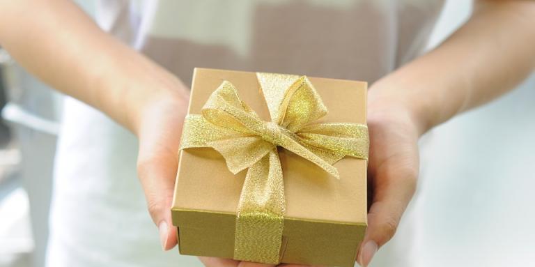 Person holding gift